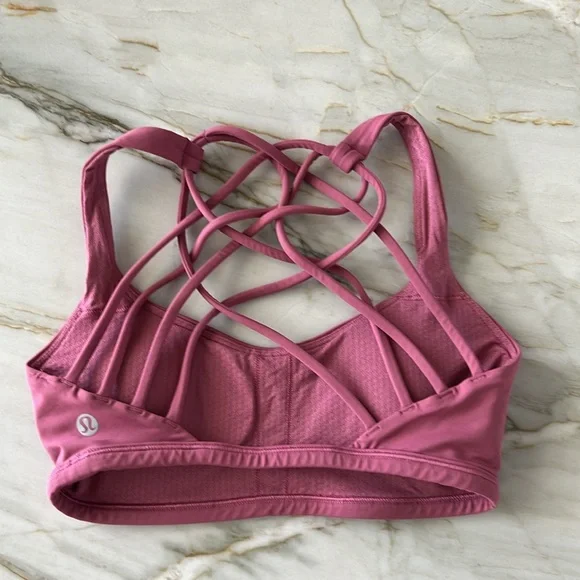 Lululemon women’s bra - Picture 2 of 2